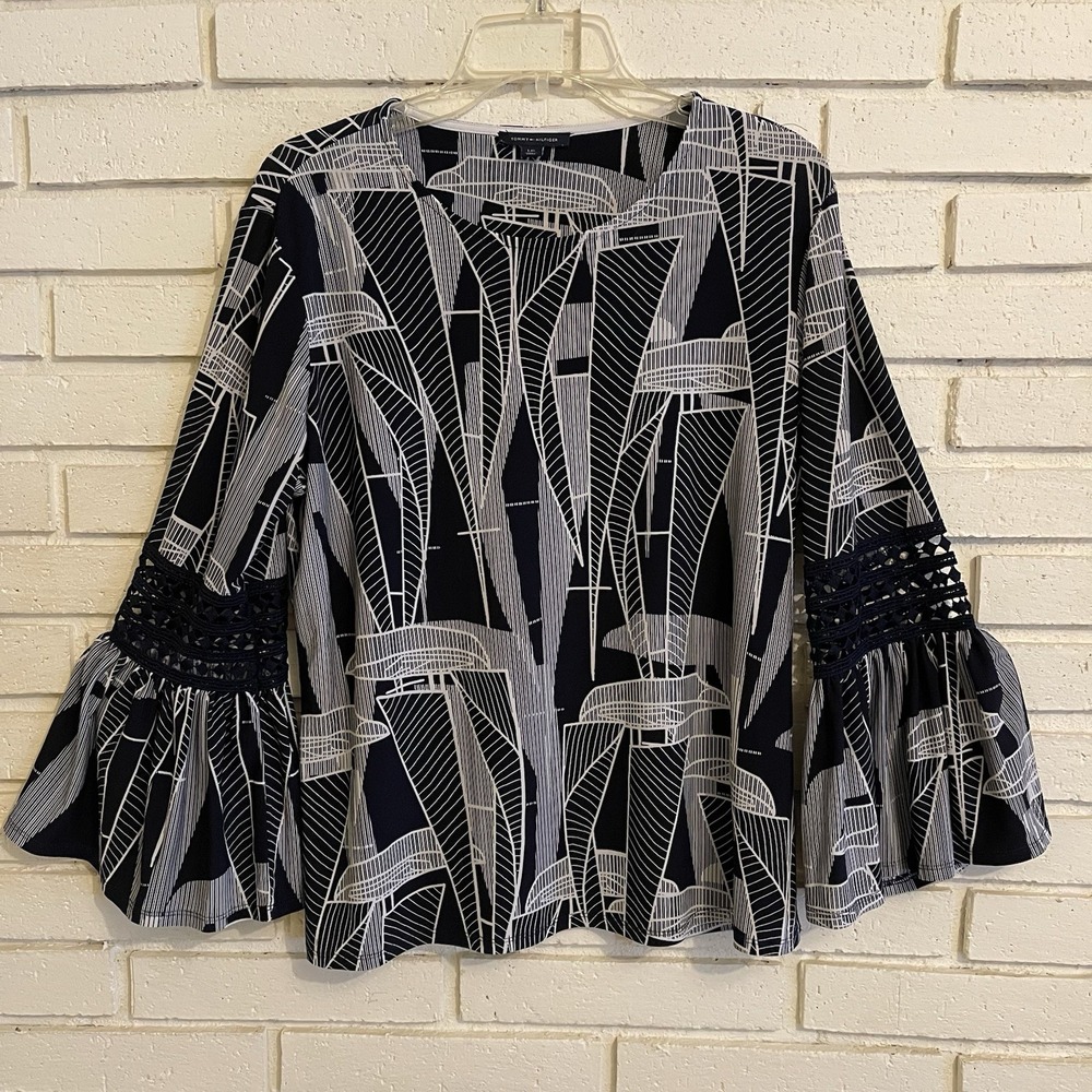 Tommy Hilfiger Womens Print Ruffle Sleeve Size Large Black /White Long Sleeve